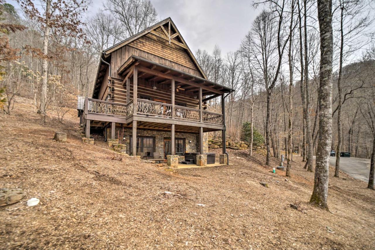 Luxury Cabin Rental In Franklin With Private Hot Tub Ngoại thất bức ảnh